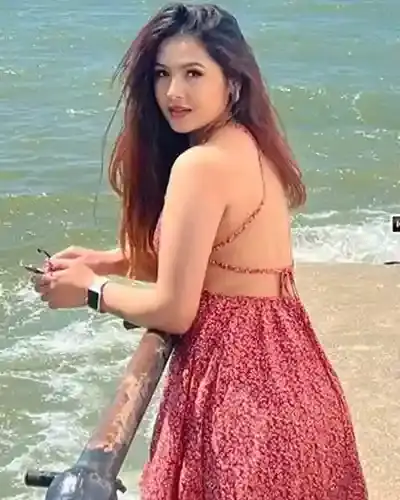 Call Girls in Kamrej